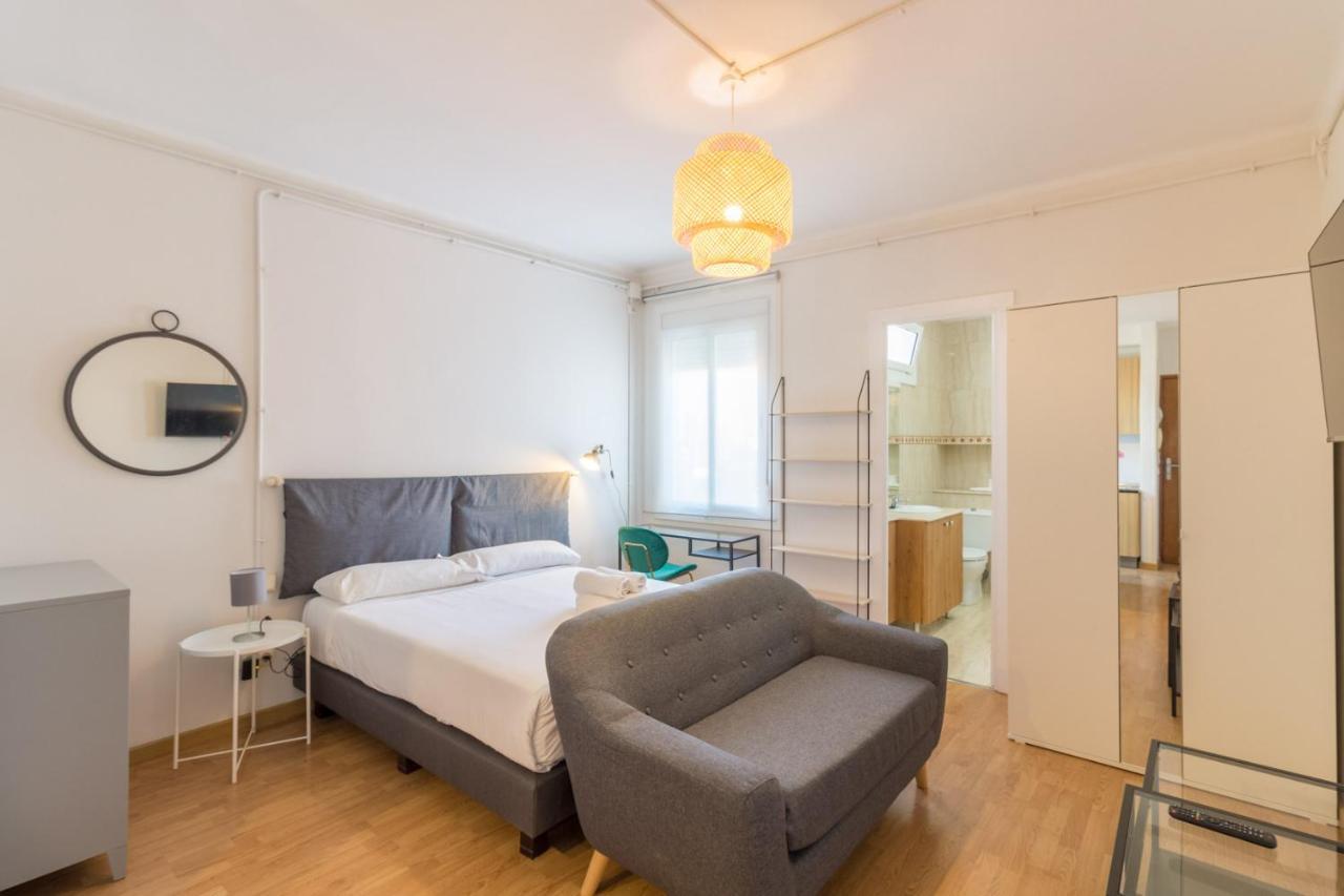 Bebarceloner Sant Andreu Apartments - Studio Exterior photo